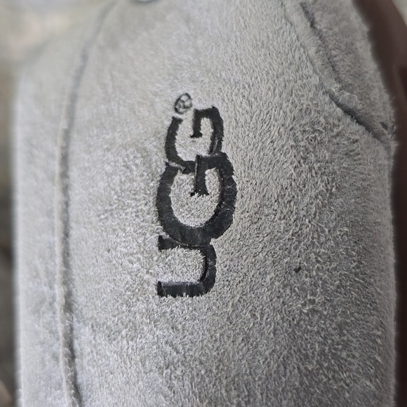 UGG Ansley Light Gray Moccasin Loafers - Picture 15 of 15